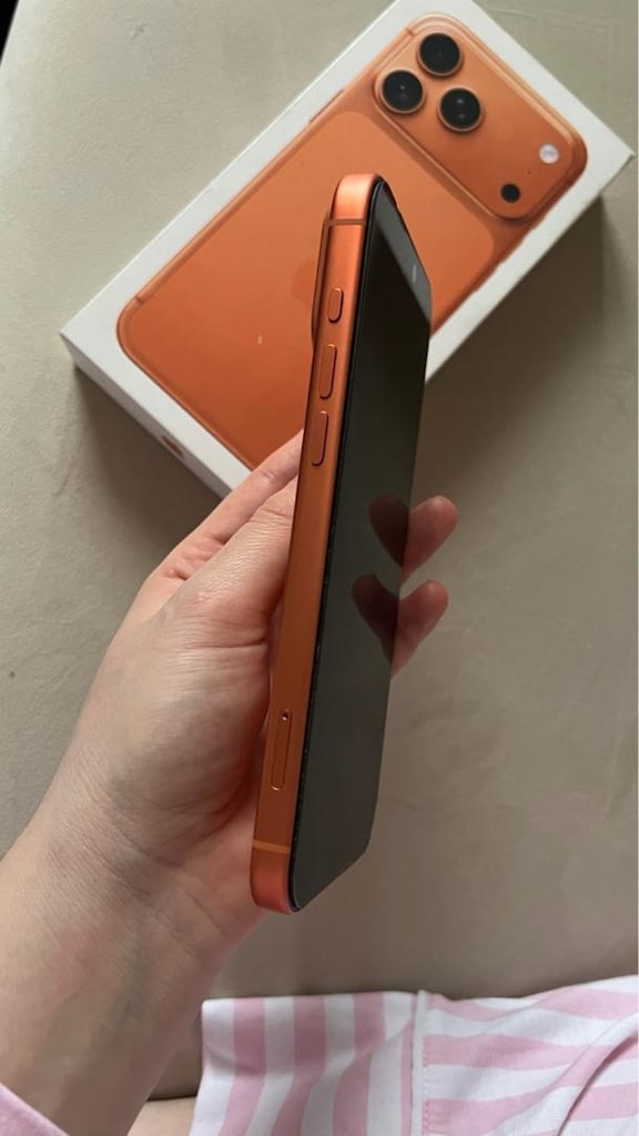 Turuncu Akıllı Telefon - 9