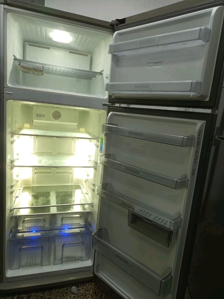 Arçelik Buzdolabı inox-gri 580 lt. - 5