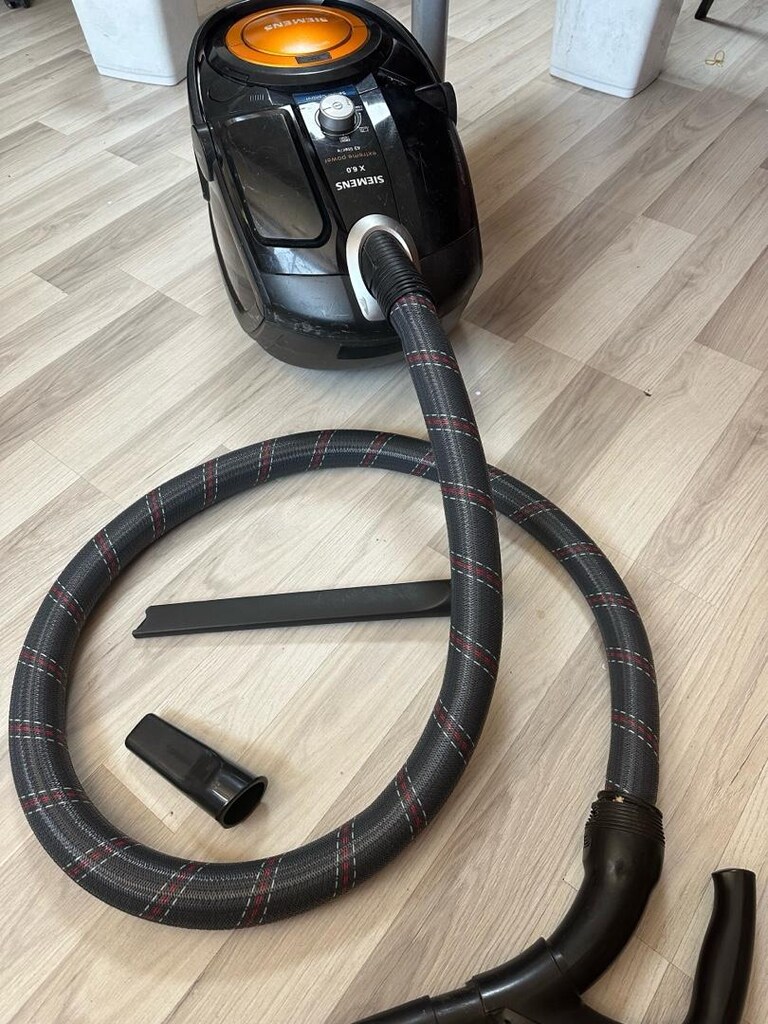 temiz toz torbasız süpürge Samsung ve bosch marka ikiside aynı - 3