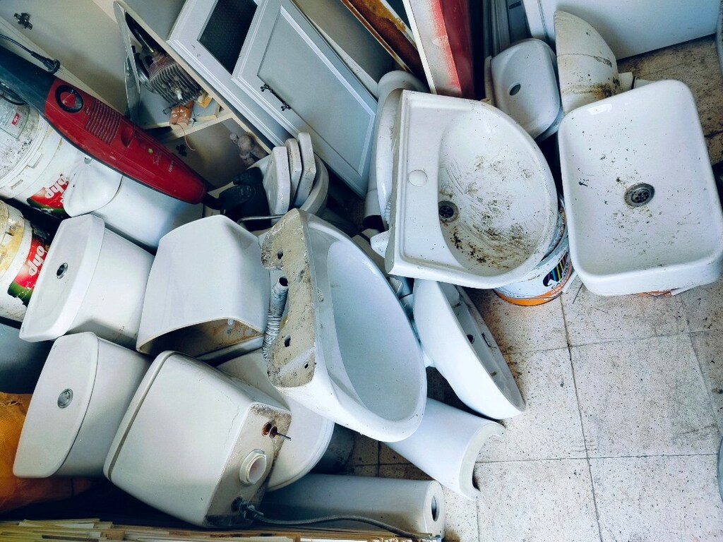 3 TAKIM KLOZET 7 LAVABO KOMPLE 5 BİN TL - 3