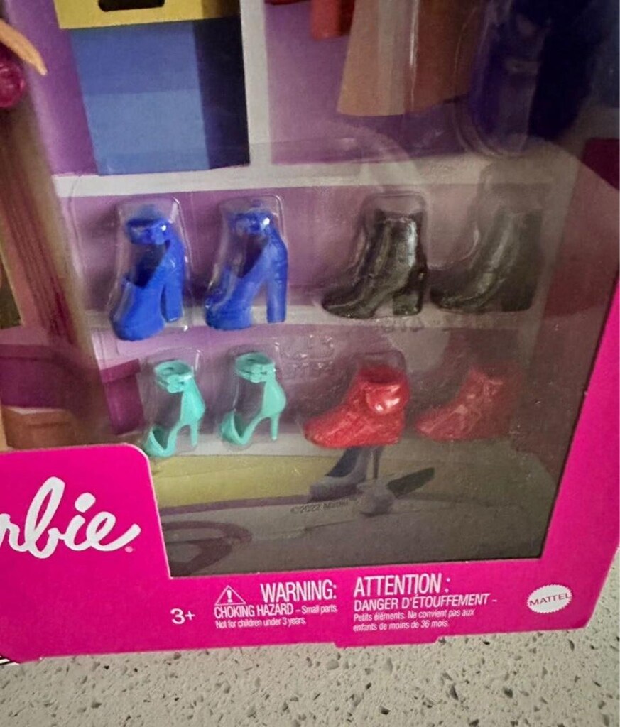 Barbie bebek ve aksesuar seti - 3