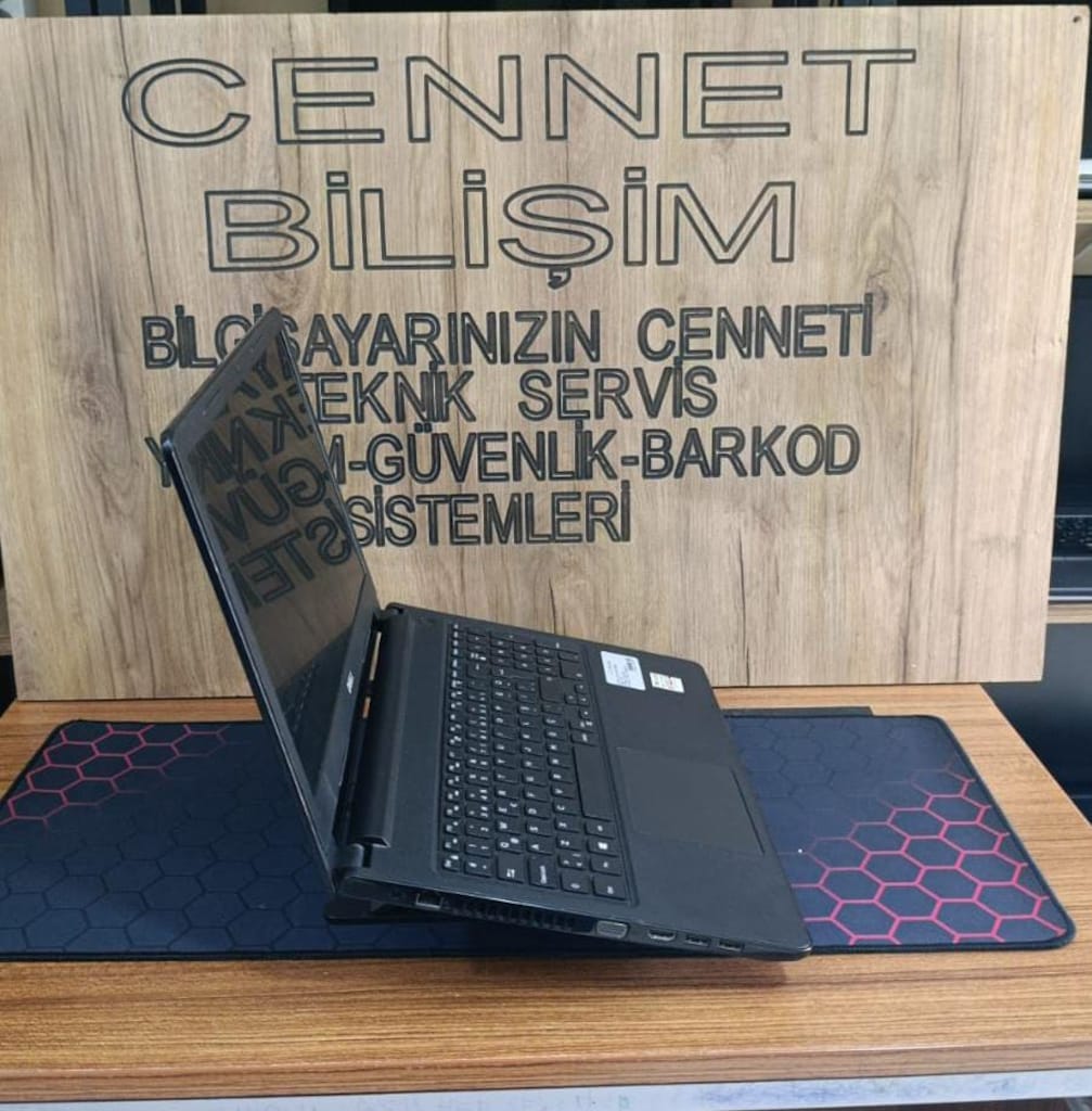 DELL VOSTRO 3568 - 2