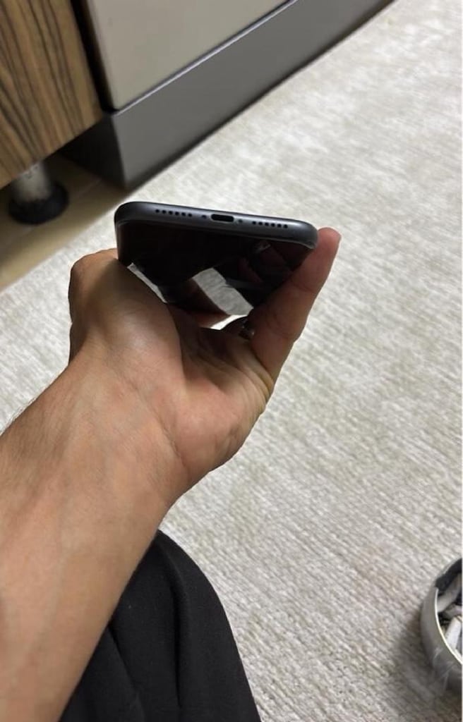 iPhone 11 64 GB - 7