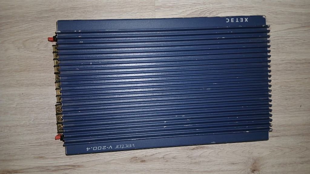 Vector V-200.4 Amfi - 2
