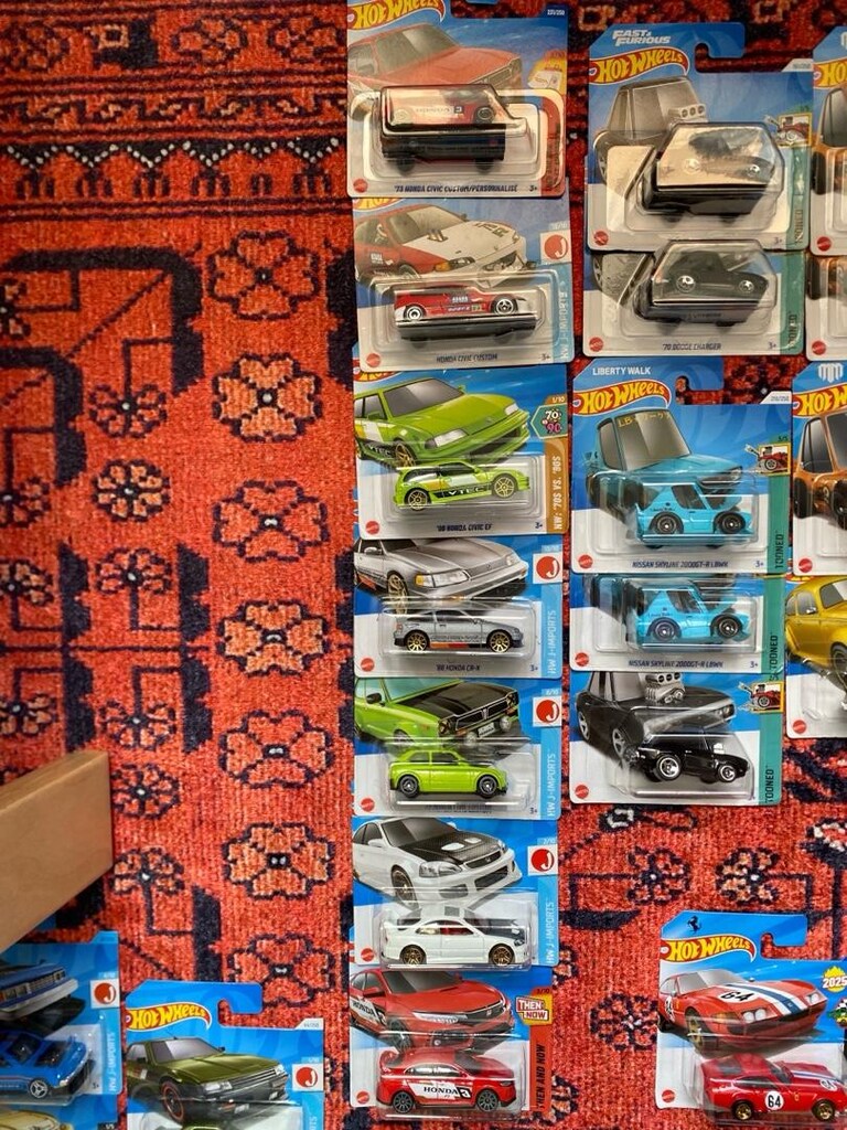 HOTWHEELS - 6