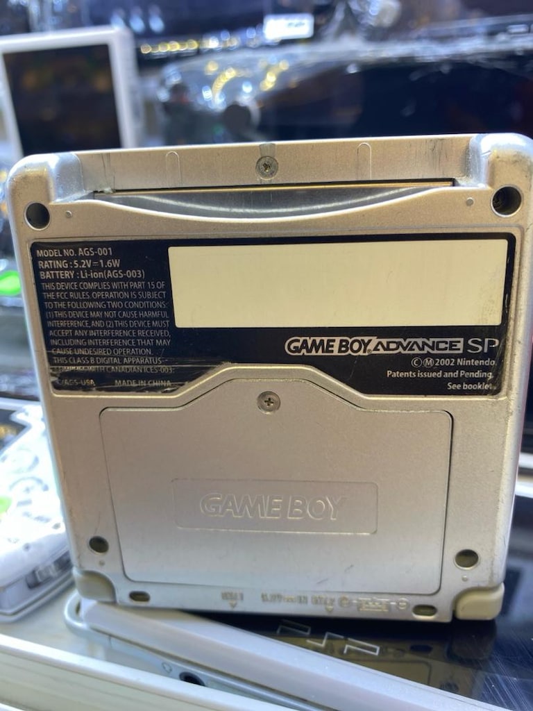 NİNTENDO GAMEBOY ADVANCE SP - 2