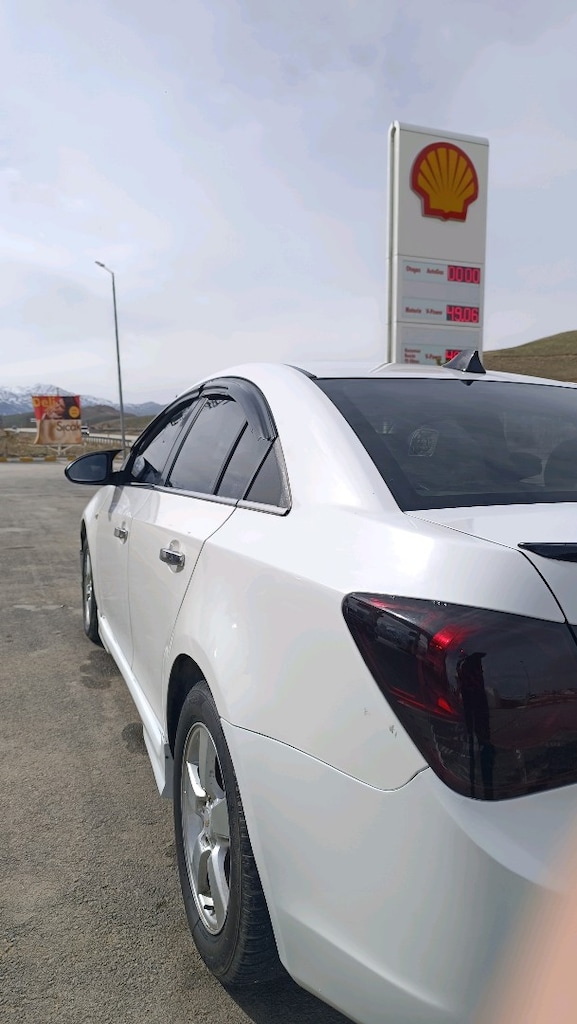 Chevrolet Cruze 2010 otomatik - 5