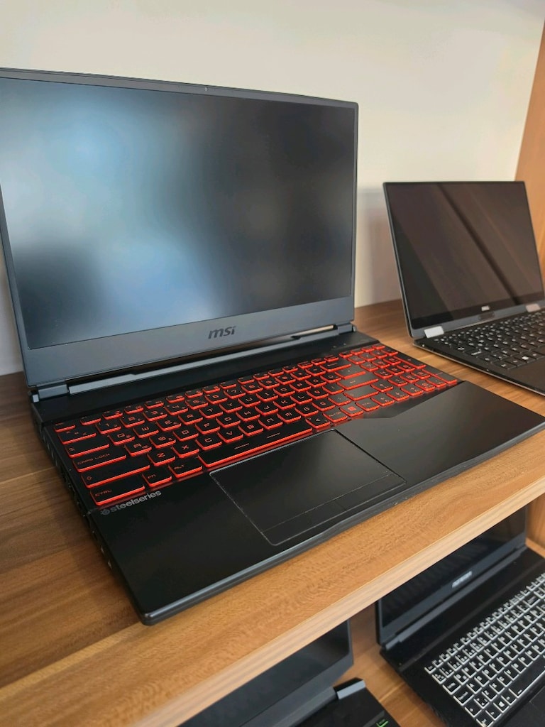 Msi Gaming Laptop Rtx 2060 i7 Laptop - 3