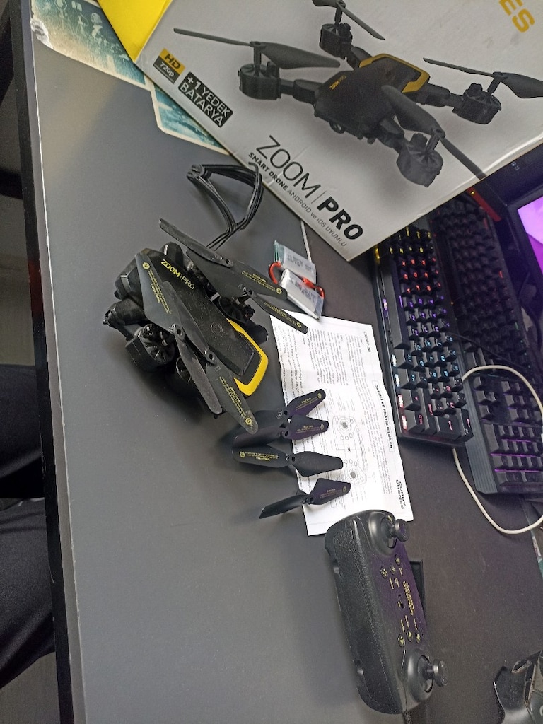 zoom pro corby drone - 3