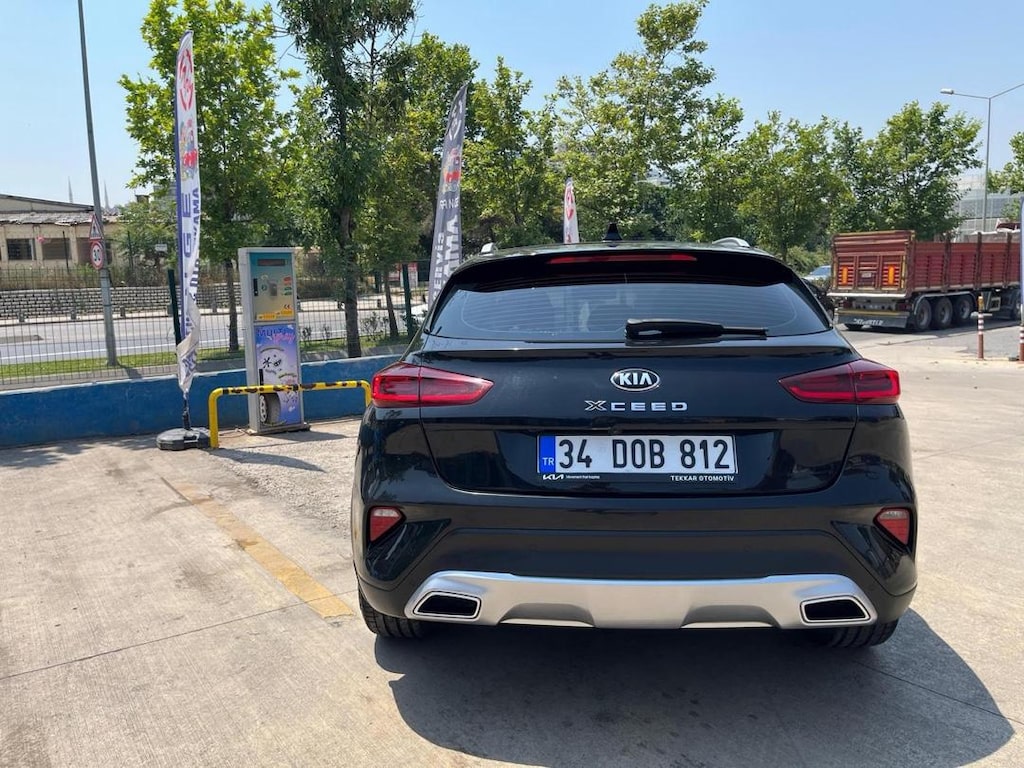 DEĞİŞENSİZ BOYASIZ FULL SERVİS BAKIMLI KİA XCEED - 3