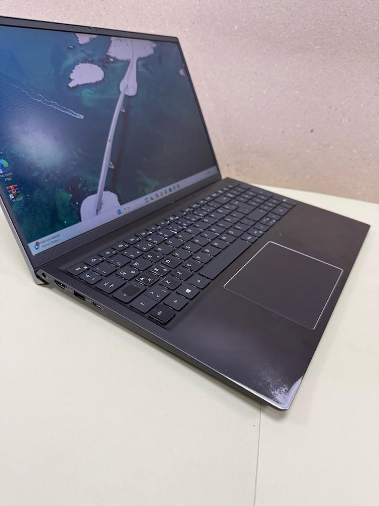 DELL İ5,11 (51) 8 ram 256 ssd - 3