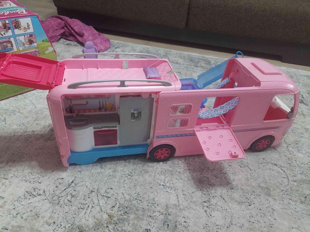 Barbie Oyun Karavanı - 2