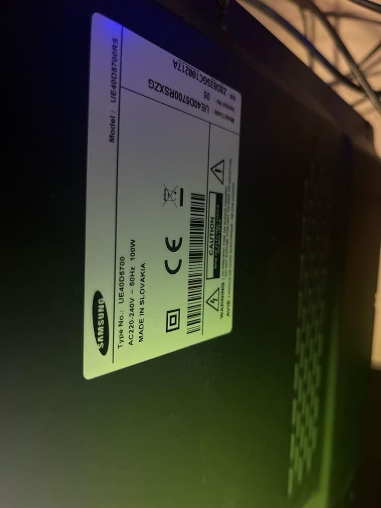 Samsung 40inç 102 ekran kendinden uydulu led Tv interneti yok - 2