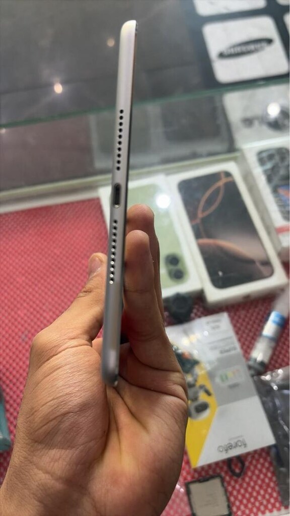 İPad mini 4 128 Gb tertemiz her şey aktif - 3