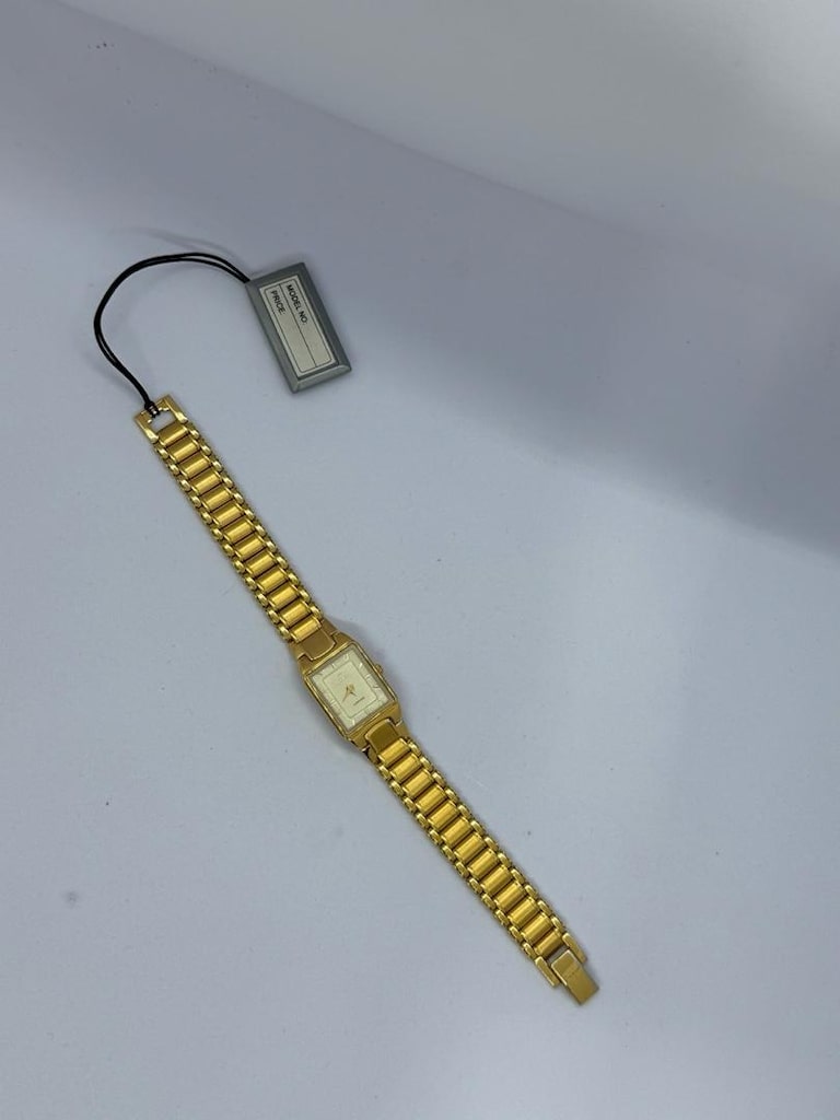 Raymond 24K Altın Kaplama Etiketli Sıfır Kadın Saati (Safir Cam) - 7