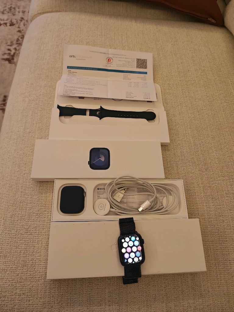 APPLE WATCH SERİES 9 45 mm Midnight Siyah - 3