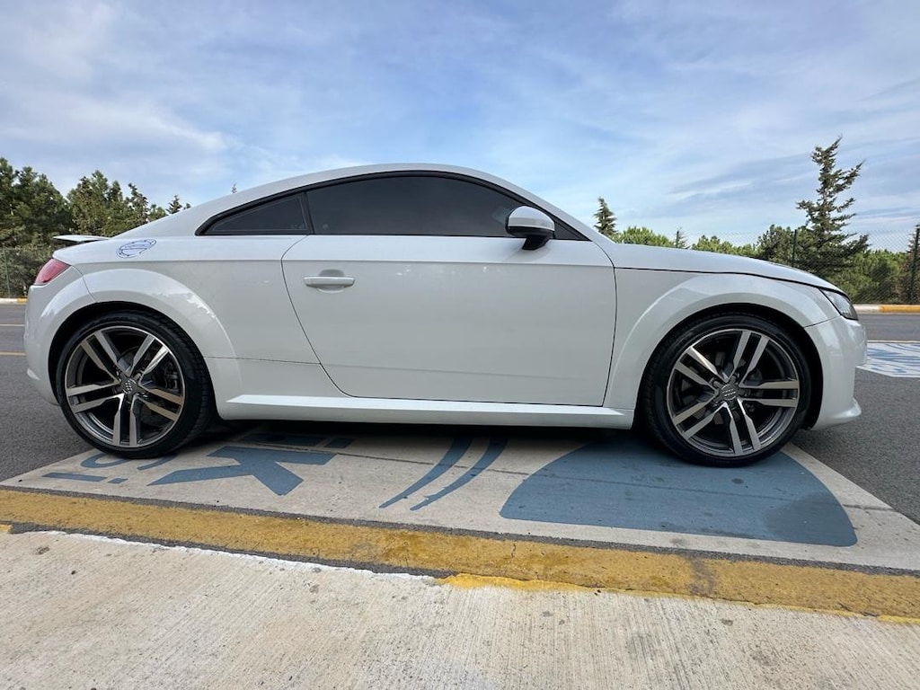 AUDI TT - 10