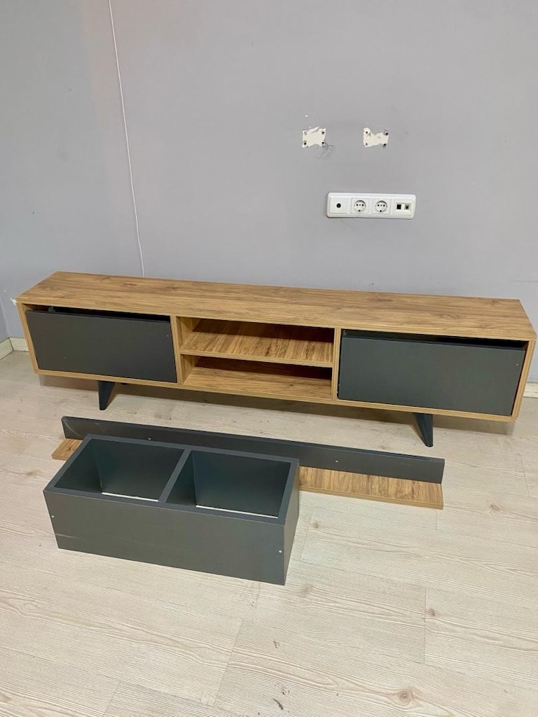 Modern TV Ünitesi – Temiz ve Sorunsuz - 3