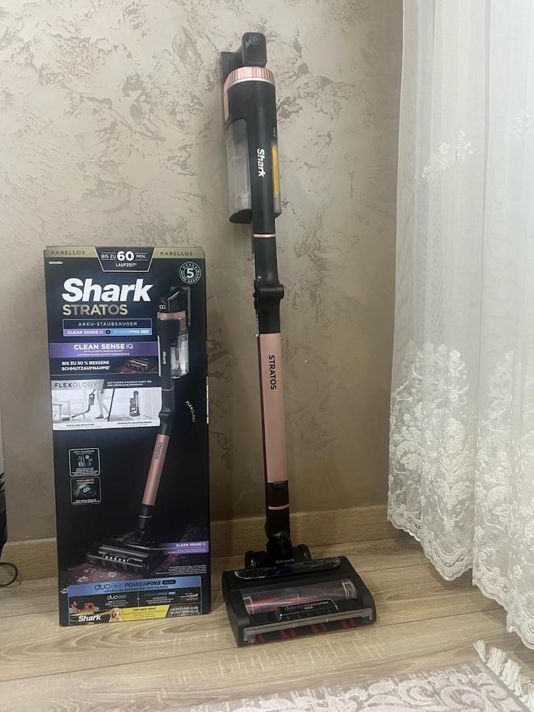 Shark Stratos IZ400EU Şarjlı Süpürge - 2