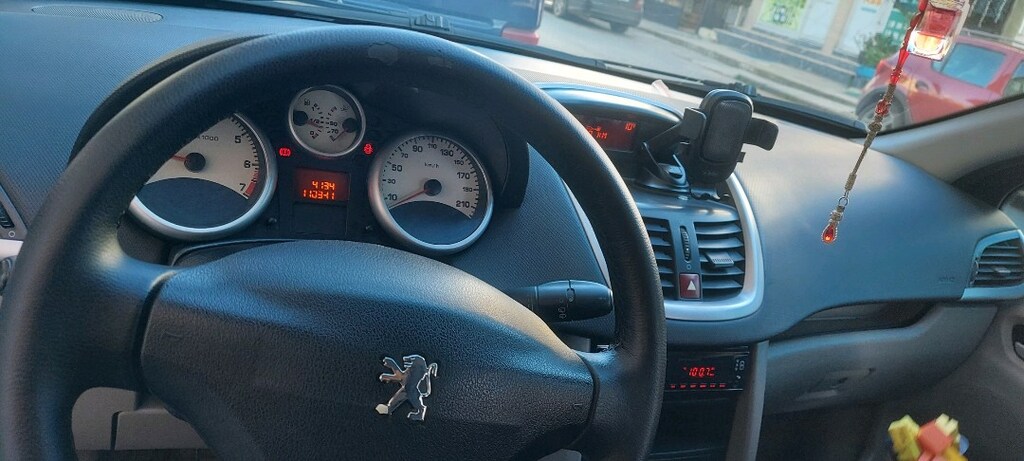 ORJİNAL KM 126000 KM. 1.4 benzin 16v 90hp - 12