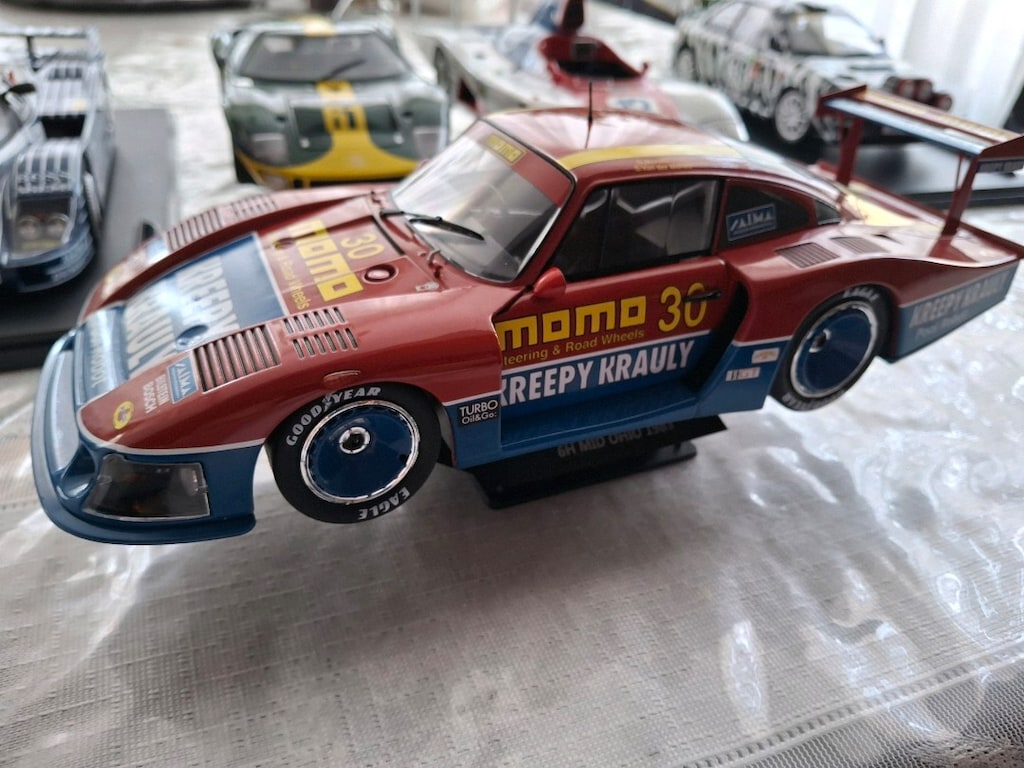 solido 1:18 dekalli model araba seti - 3