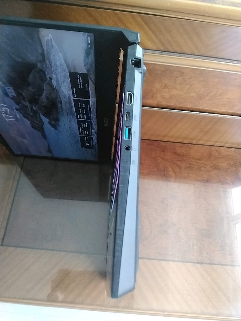 MSI Katana 15 B12V Notebook - 7