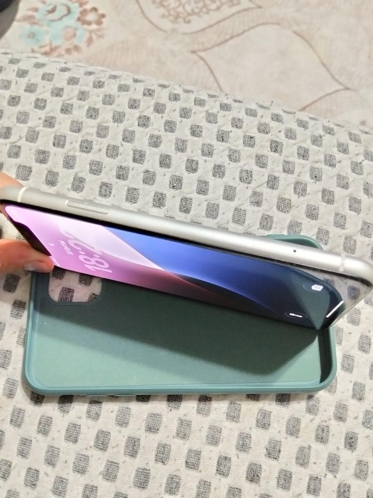 iPhone 11 - 2
