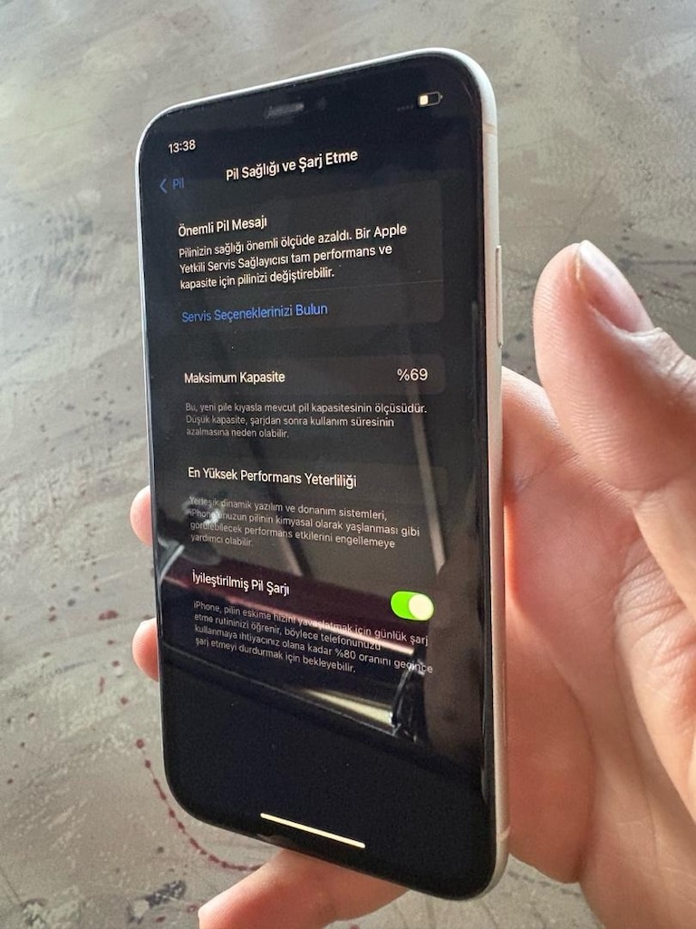 İPHONE 11 64 GB