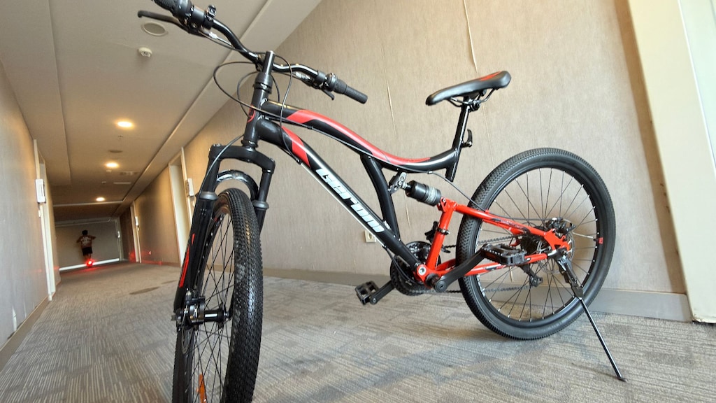 Geroni HUNTER - 26" - MTB - 16' - 21 Vites - V.B - Bej-Siyah/Kırmızı - 3