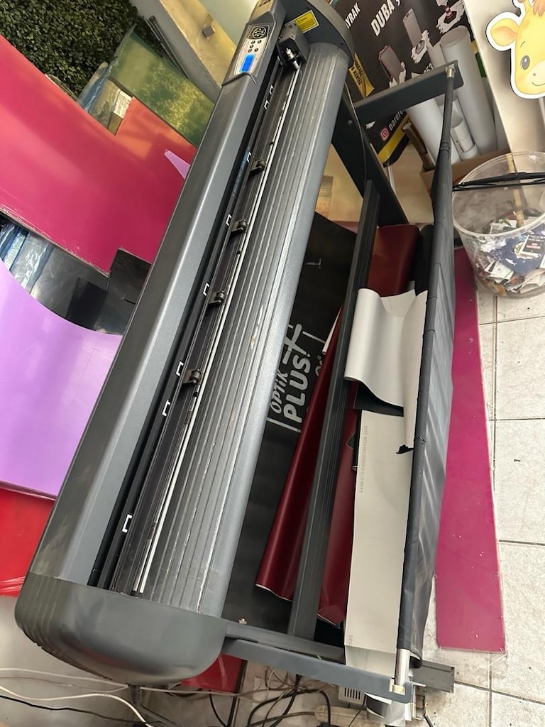 Folyo Kesim Makinası Plotter 120lik - letgo'dan Sıfırından Uygun Fiyata Al