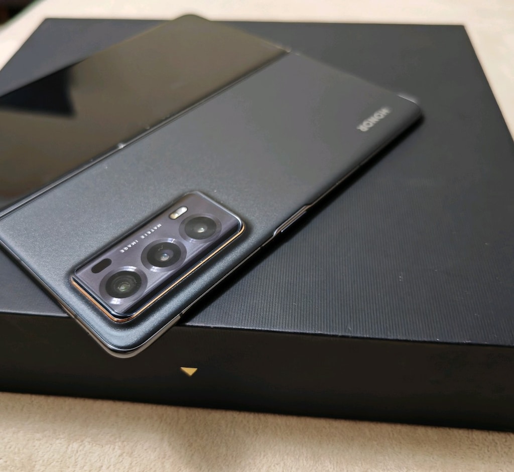 HONOR MAGİC V2 TURKİYE - 4