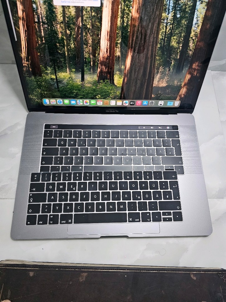 Macbook Pro i9 32GB Ram 2TB SSD 15 inç YD Klavye - 7