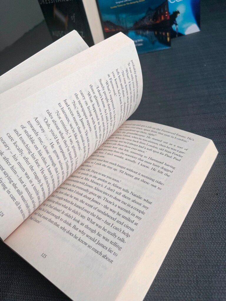 Anniversary İngilizce Gerilim Gizem Kitap Roman - 8