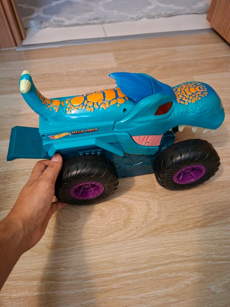 Hot Wheels Monster Trucks Araba Yiyen Mega Wrex - 4