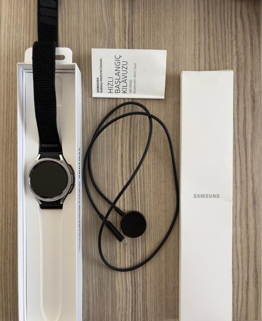 Samsung Galaxy Watch 6 Classic 47mm Gümüş - Kutulu, Şarj Aletli, Temiz