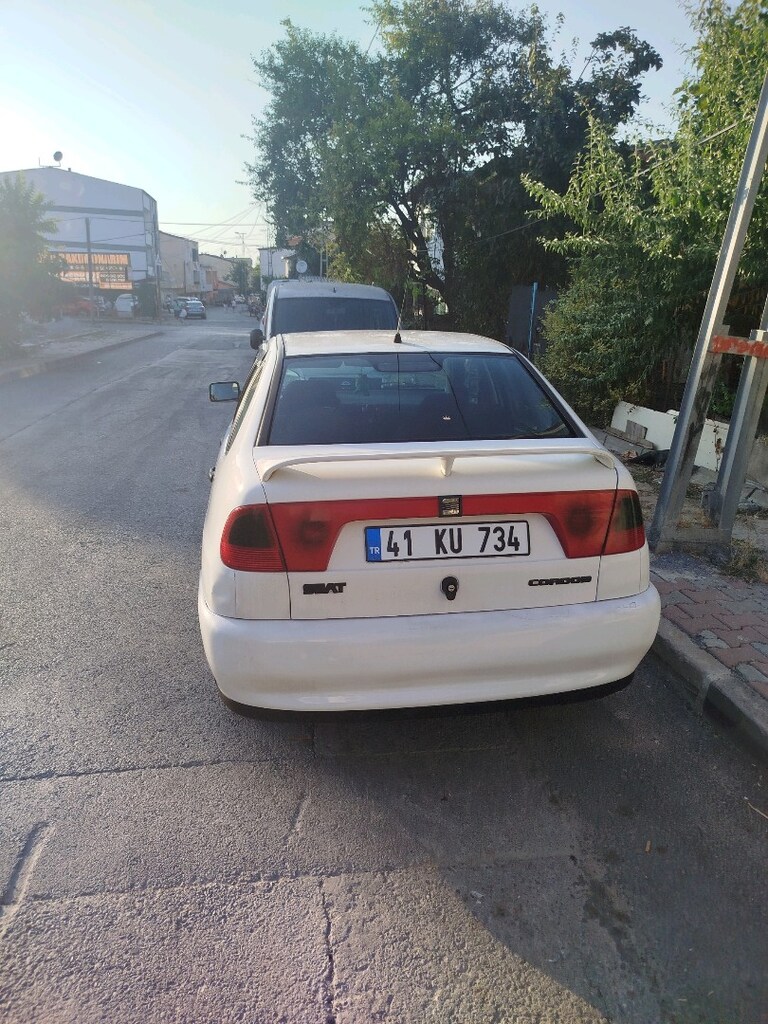 sahibinden satılık temiz Seat Cordoba 1.9 ahu motor 1999 model - 2