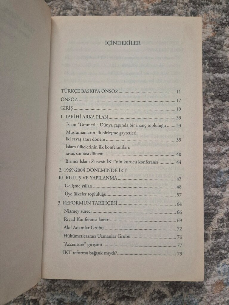 Yeni Yüzyılda İslam Dünyası - Ekmeleddin İhsanoğlu - 2