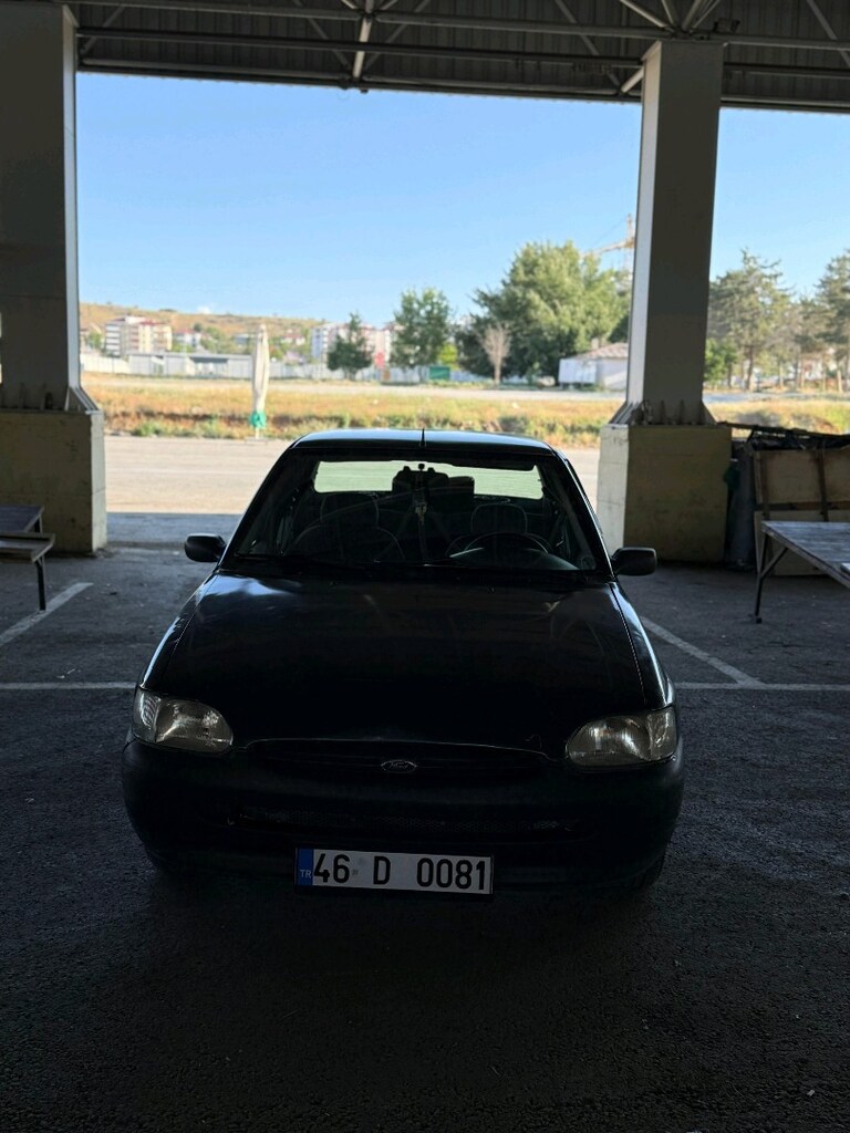 Değişensiz Ford Escort CL - 5