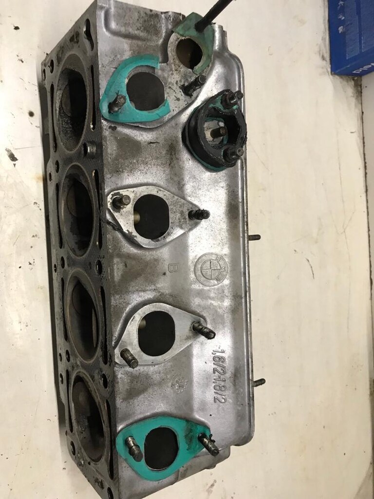 bmw E21 E30 m10 silindir kapağı - 6