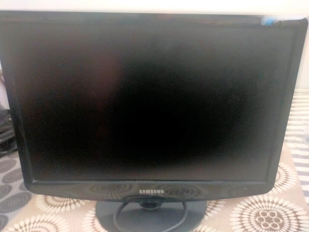 Samsung monitör - 2