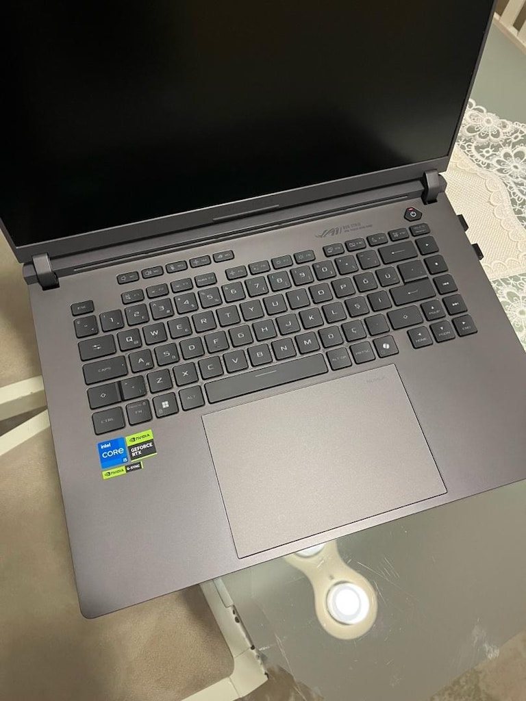 ASUS ROG G16 RTX5050 GARANTİLİ ÇİZİKSİZ - 3