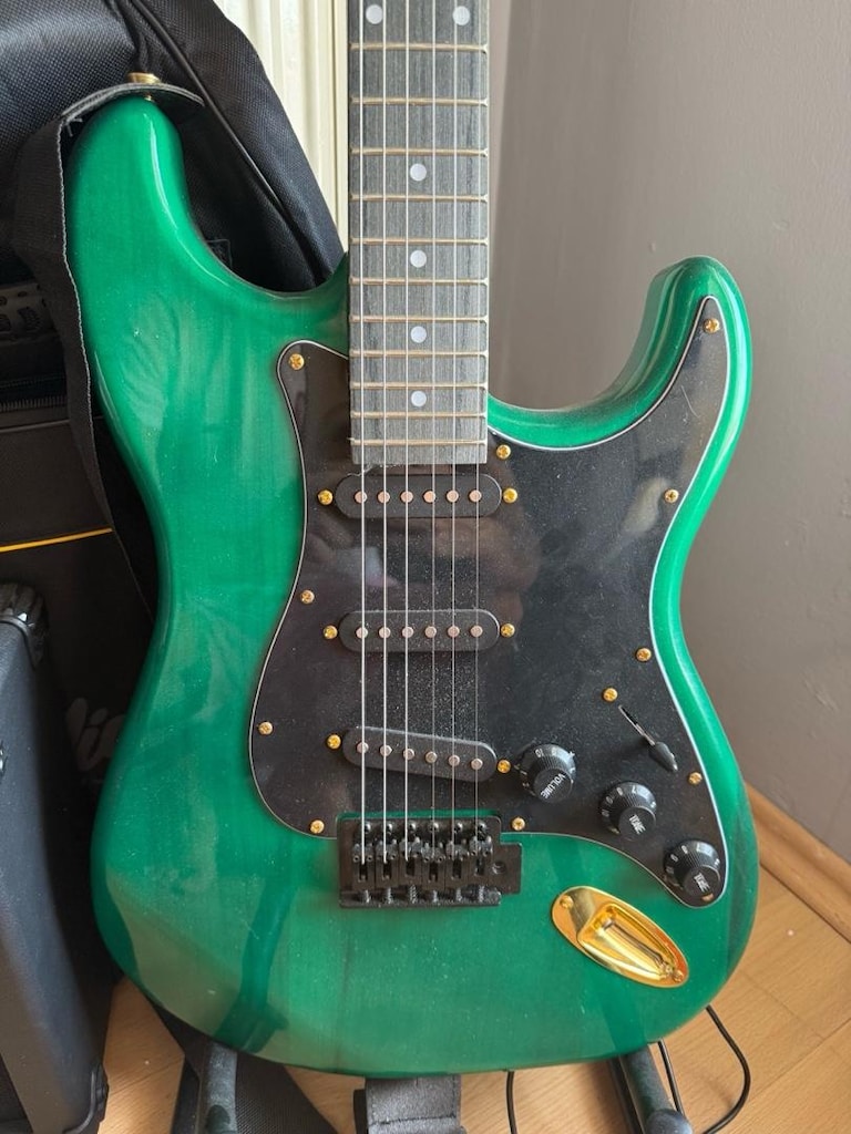 Midex GLC-40-AMP Elektro Gitar Seti 25 WATT Şarjlı BT Amfi Full SET - 2
