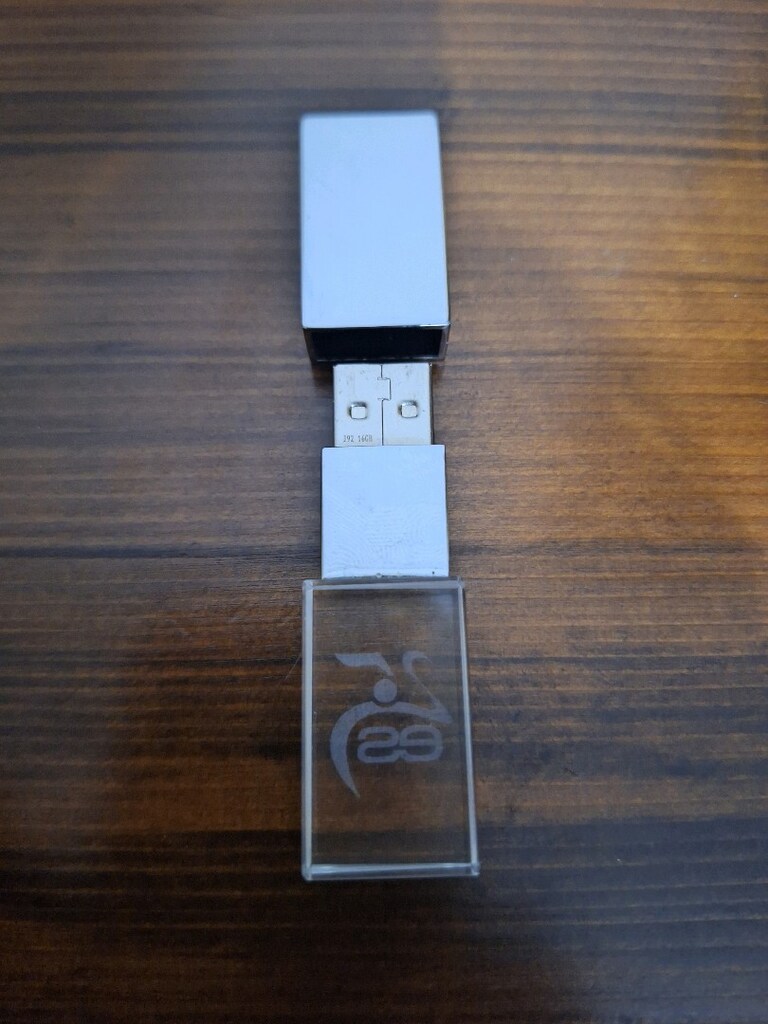 FLASH BELLEK USB - 4