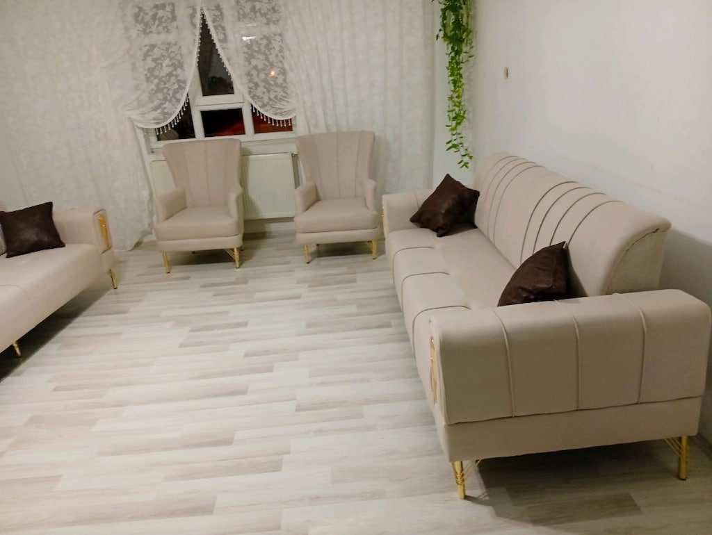 ŞOK KAMPANYA 2 YİL GARANTİLİ BABYFACE KUMAŞ CHESTER TAKİMLAR 24.999 - 18
