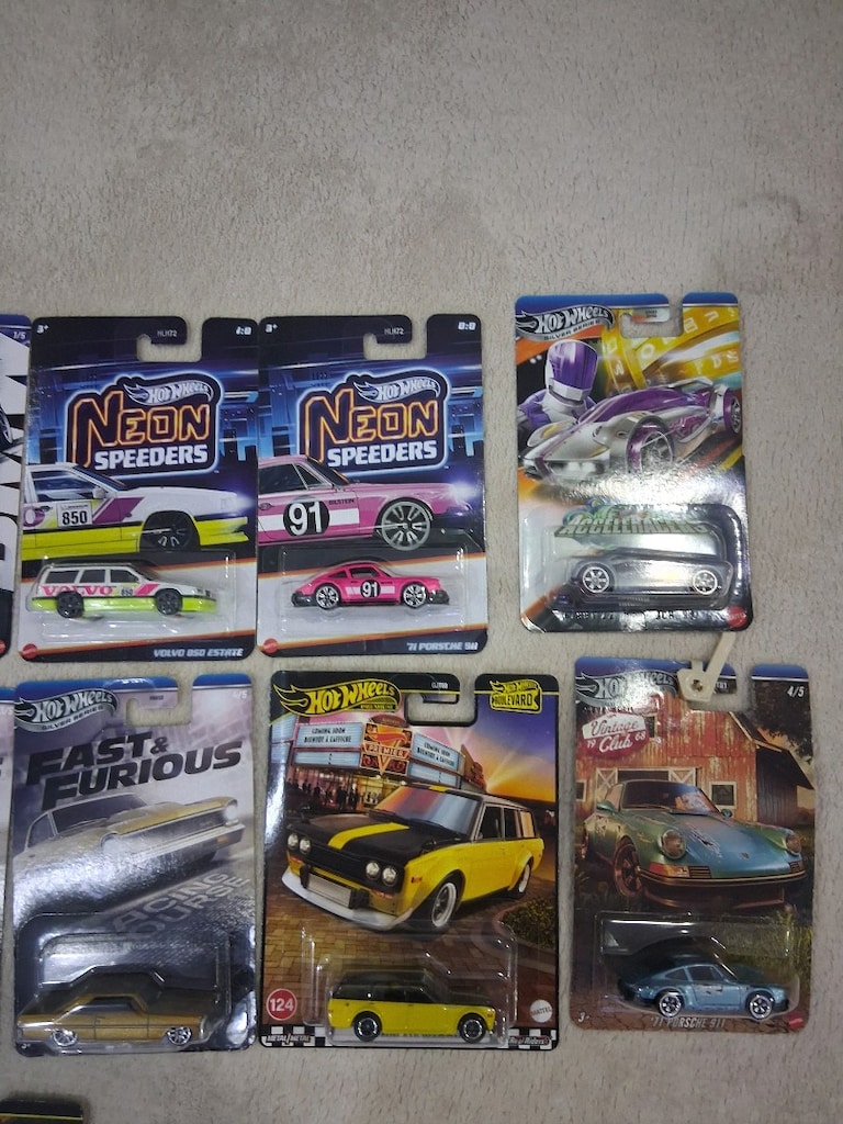 Hotwheels Kolleksiyonu - 6