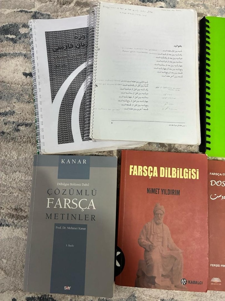 Temiz sıfır Farsça Dil Eğitimi Kitapları hepsi birlikte verilir. - 3