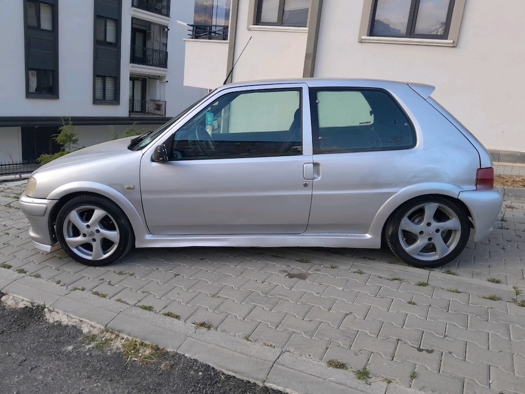 1.6 XS - 2