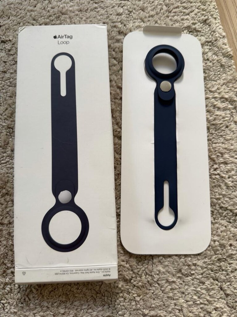 Apple AirTag loop