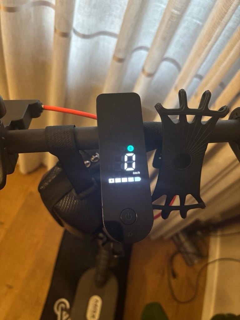 Xiaomi Electric Scooter 4 Pro Max - 3