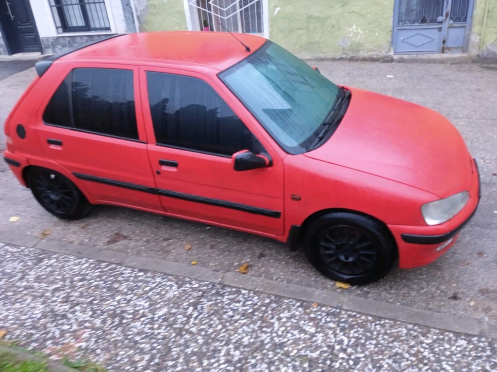 Kırmızı Hatchback Araba 1998 orjinal muayne sigorta yeni2028 e kdr - 6